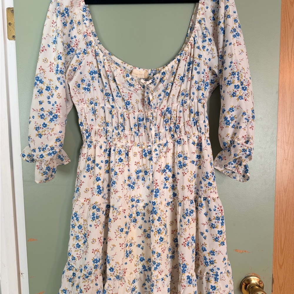 Women's Cream Floral Tiered Mini Dress - Blue Print